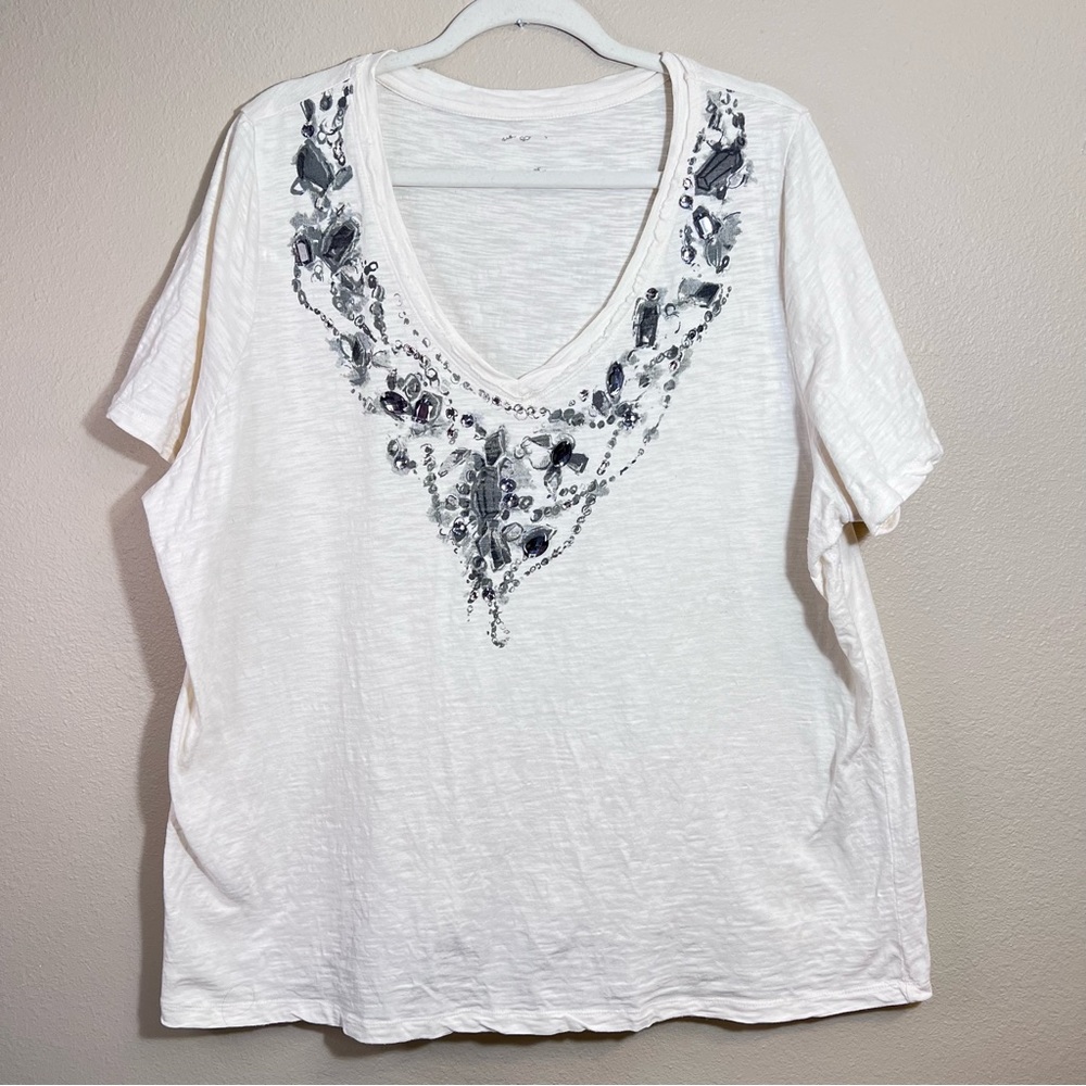 Lane Bryant jeweled off-white T-shirt size 22/24